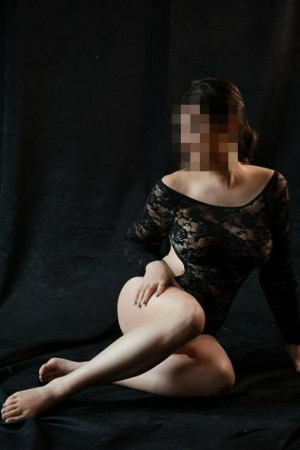 Escort girl Алинв