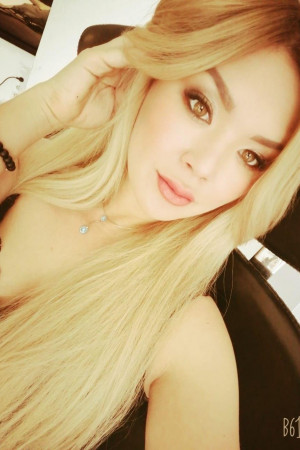 Escort girl Шакира