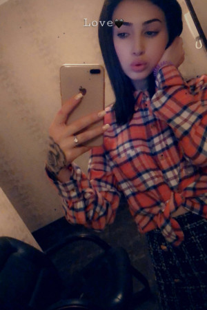 Escort girl Анжела