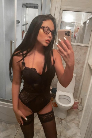 Escort girl Рина