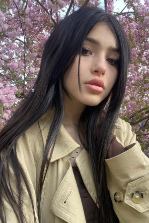 Escort girl Диша